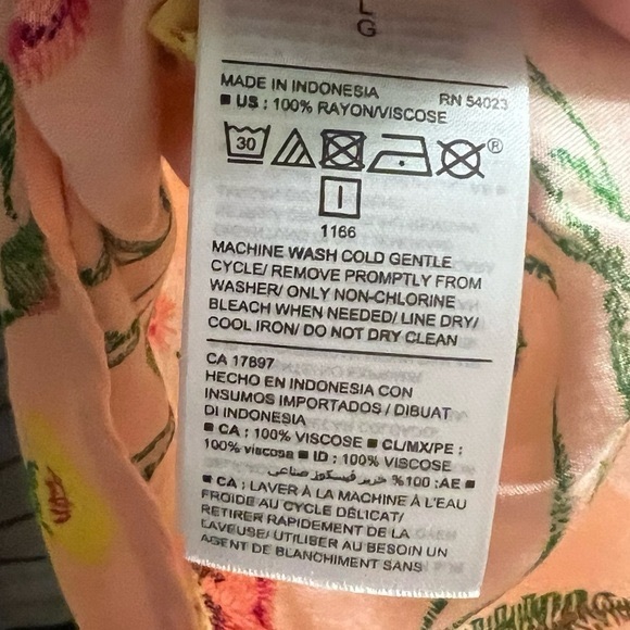 Old Navy Floral light Pink Sleeveless Blouse - Size Large - Picture 4 of 5